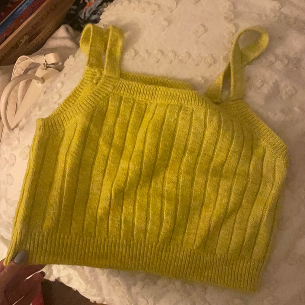 Neon yellowish/greenish soft knit top